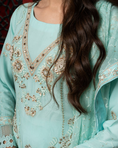 GUL NAZ